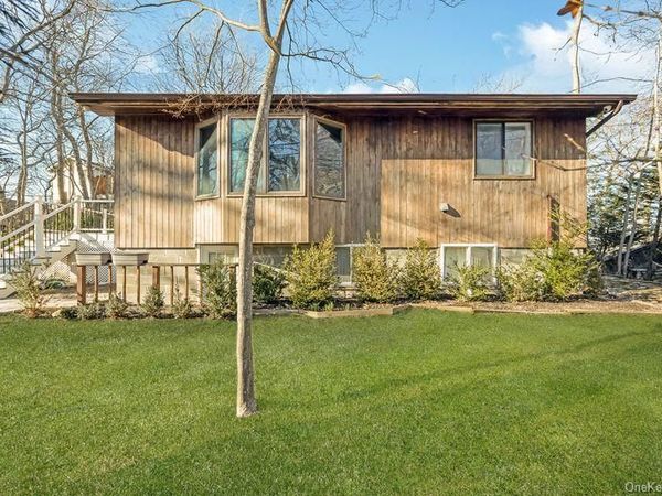 356 Oakleigh Avenue, Unit 17, Calverton, NY 11933