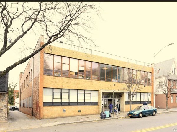 317 S Broadway , Yonkers, NY 10705