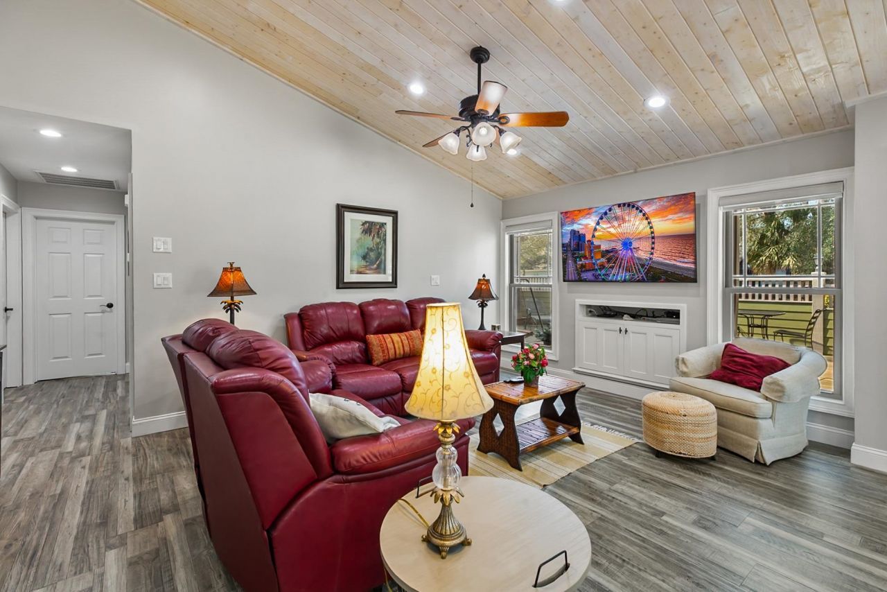 10064 Kings Rd. Photo 14