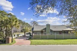 10064 Kings Rd. photo 4