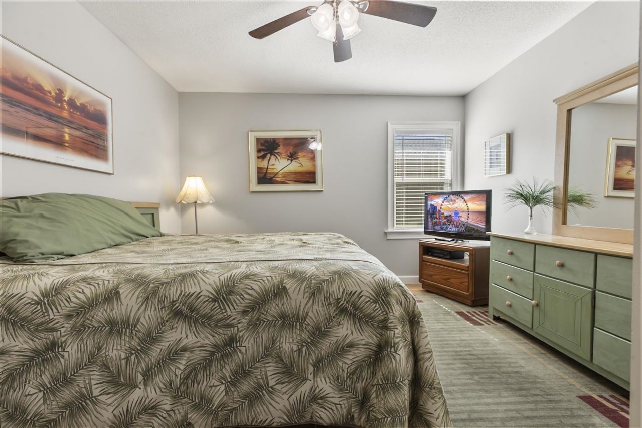 10064 Kings Rd. Photo 23