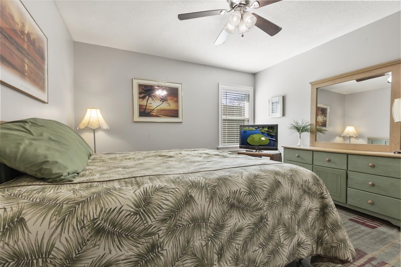 10064 Kings Rd. Photo 24