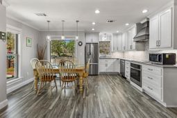 10064 Kings Rd. photo 4