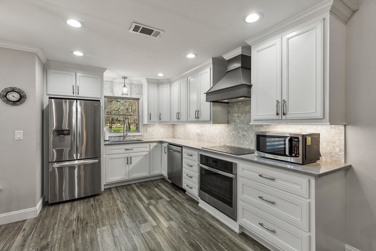 10064 Kings Rd. Photo 7