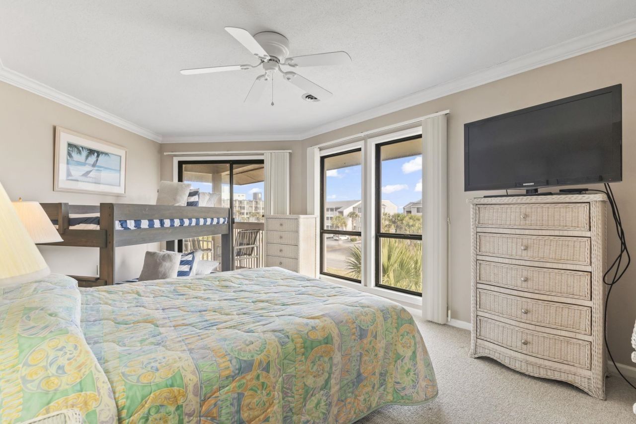 1801 N Ocean Blvd. Photo 14