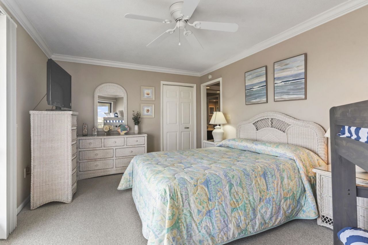 1801 N Ocean Blvd. Photo 16