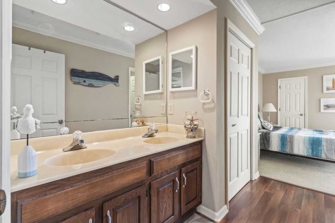 1801 N Ocean Blvd. Photo 17