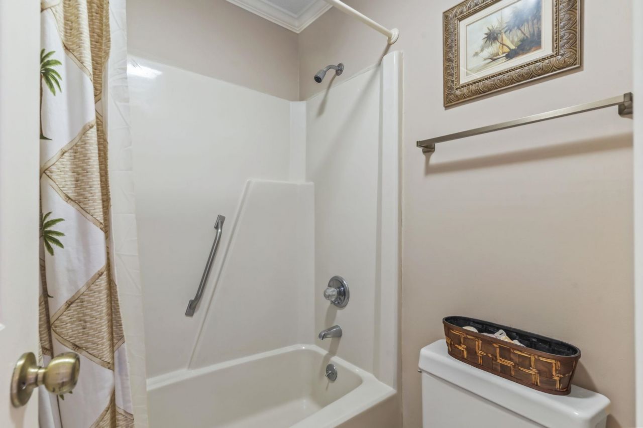 1801 N Ocean Blvd. Photo 18