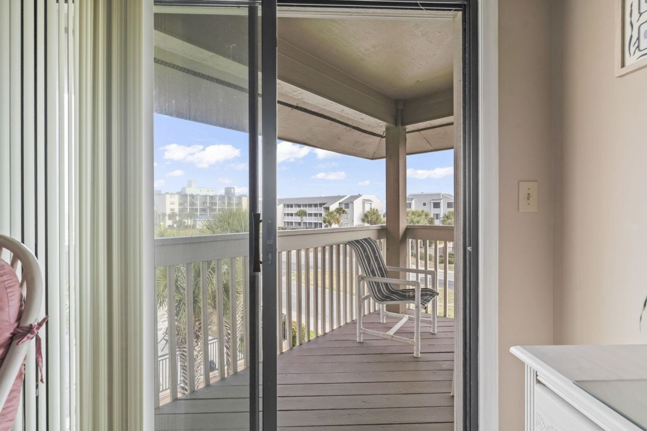 1801 N Ocean Blvd. Photo 21