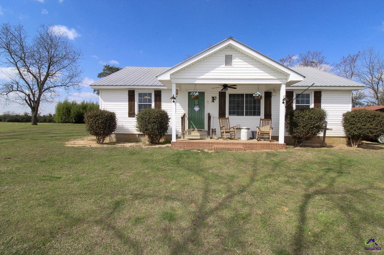 427 Pulaski High School Road, Pineview, GA 31071 Main Photo