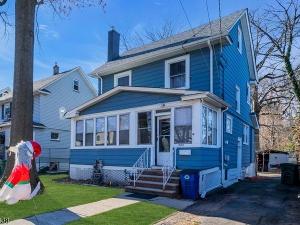 320 Pine St, Roselle, NJ 07203