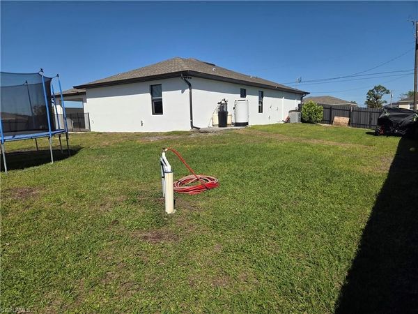 1140 NW 19th AVE , CAPE CORAL, FL 33993