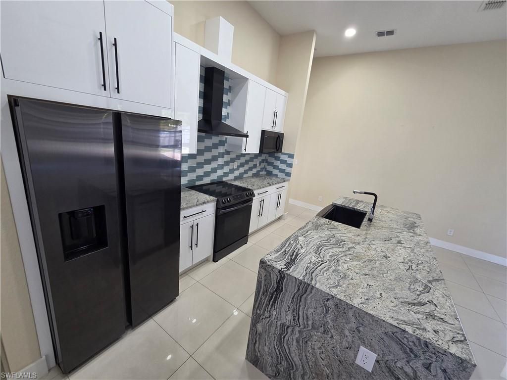 1140 NW 19th Ave , Cape Coral, FL 33993 Photo