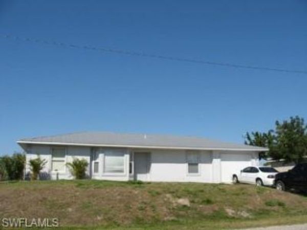 101 Curtis AVE N, LEHIGH ACRES, FL 33971