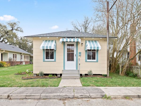 114 Van Buren Street , Breaux Bridge, LA 70517