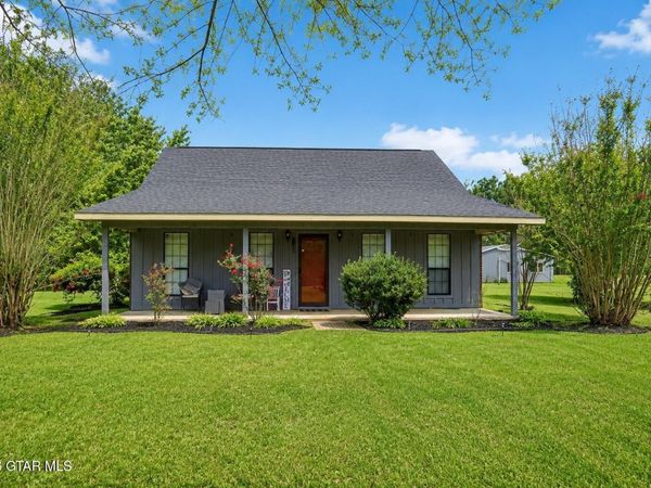 8640 Mississippi 413, Weir, MS 39772