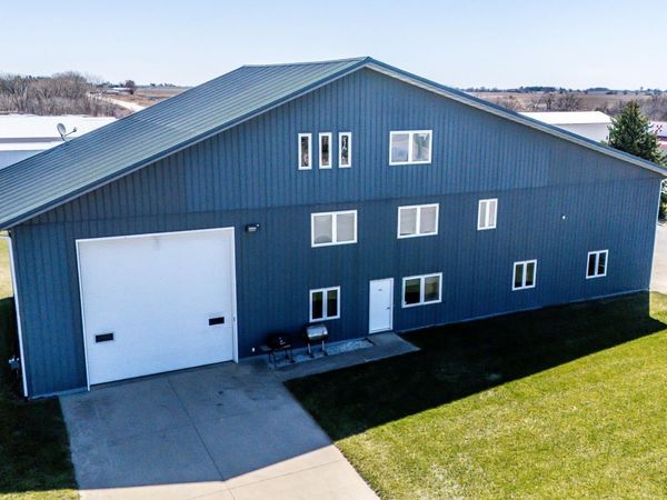 1341 12th Street, Jesup, IA 50648