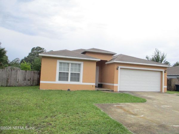 738 N 5TH Street, Macclenny, FL 32063
