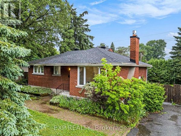 20 Newhaven Street, Unit A, Ottawa, ON K2G0X5