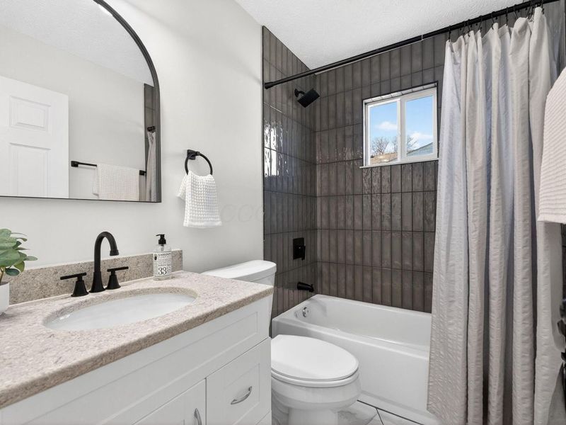 622 Brookdale Drive, West Jefferson, OH 43162 Photo 19