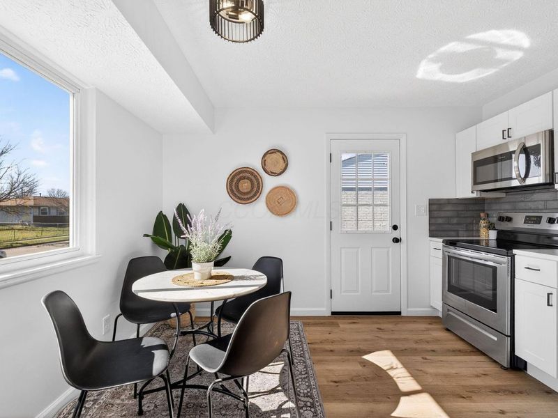 622 Brookdale Drive, West Jefferson, OH 43162 Photo 4