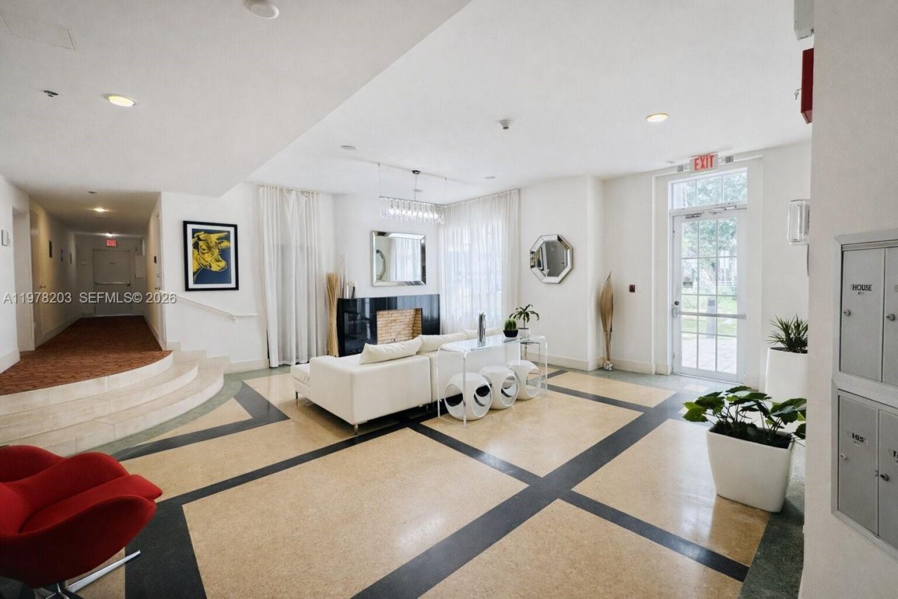 1300 Pennsylvania Ave, Unit 109, Miami Beach, FL 33139 Photo