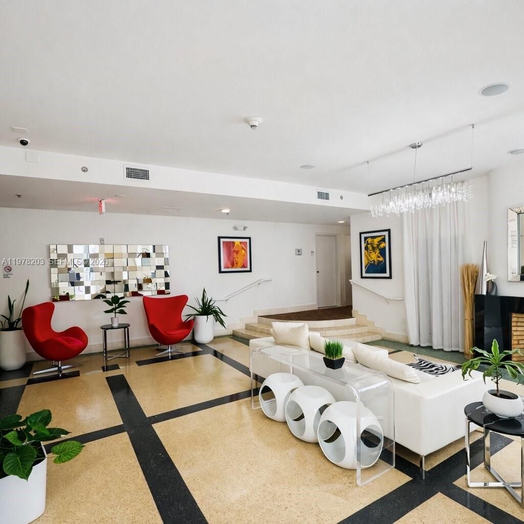 1300 Pennsylvania Ave, Unit 109, Miami Beach, FL 33139 Photo