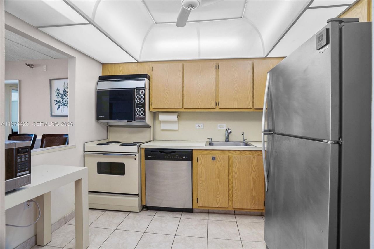 20515 E Country Club Dr, Unit 849, Aventura, FL 33180 Photo