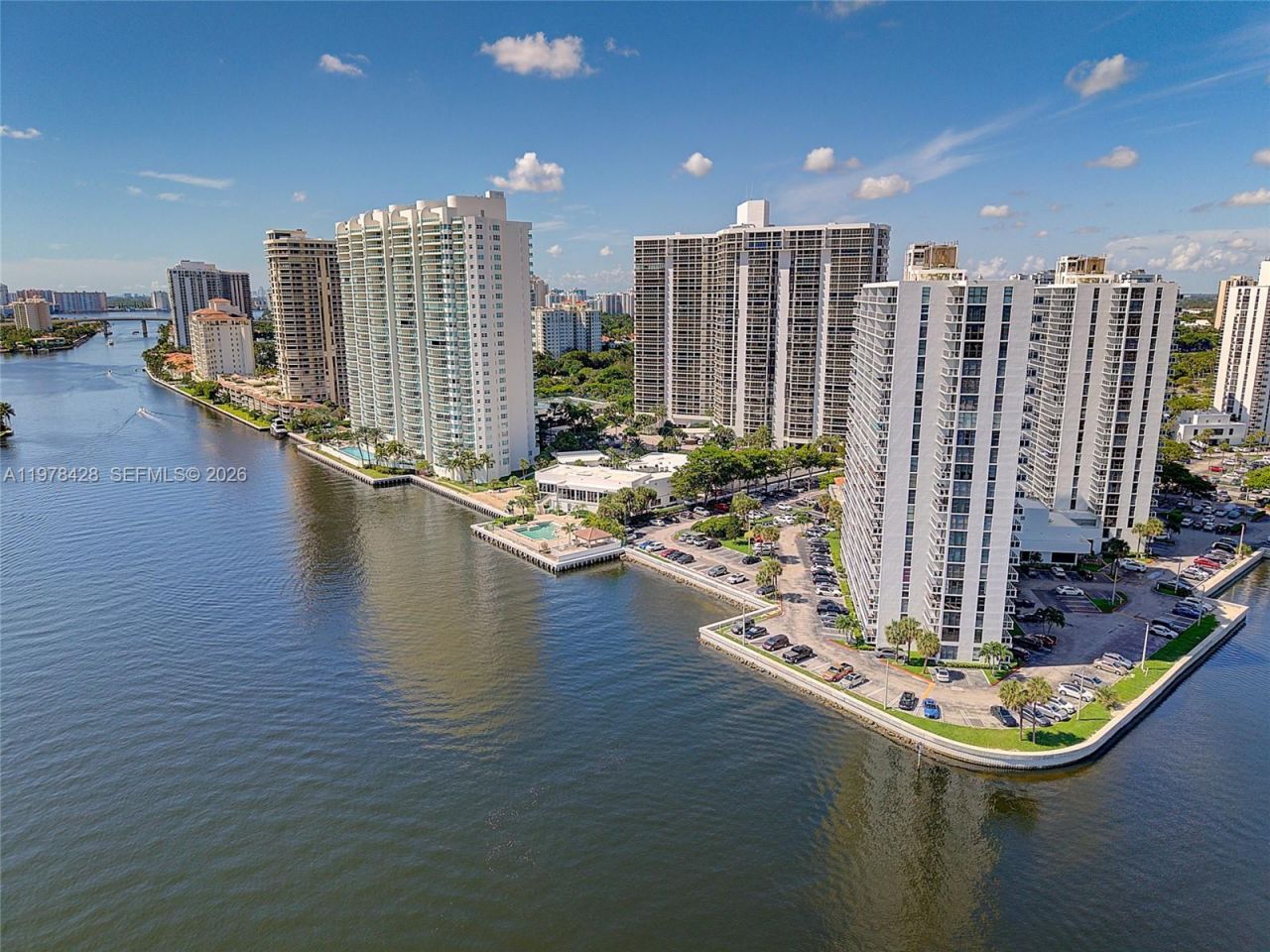 20515 E Country Club Dr, Unit 849, Aventura, FL 33180 Photo