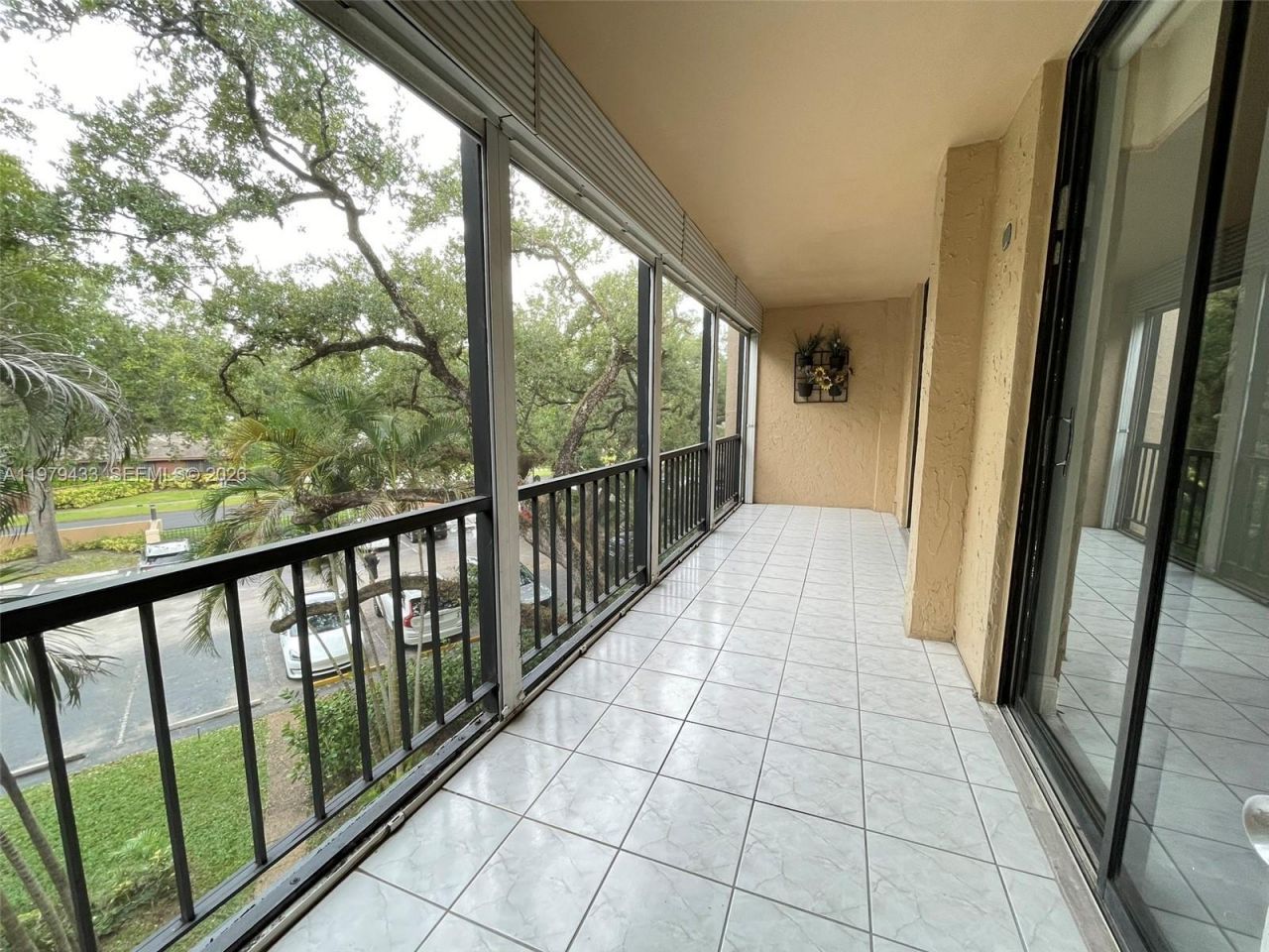 3800 N Hills Dr , Unit 308, Hollywood, FL 33021 Photo