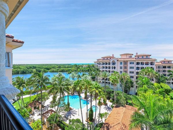 13637 Deering Bay Dr, Unit 261, Coral Gables, FL 33158