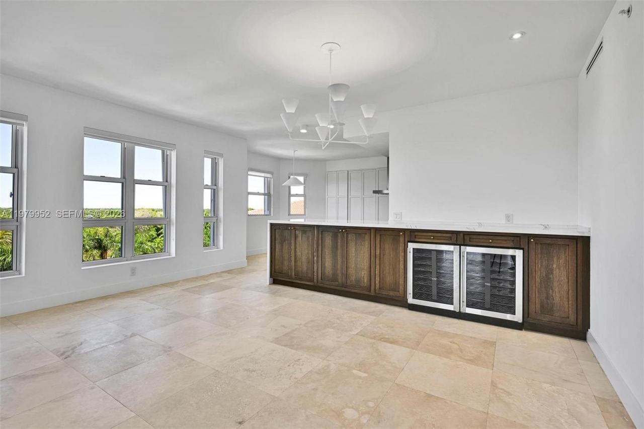 13637 Deering Bay Dr , Unit 261, Coral Gables, FL 33158 Photo