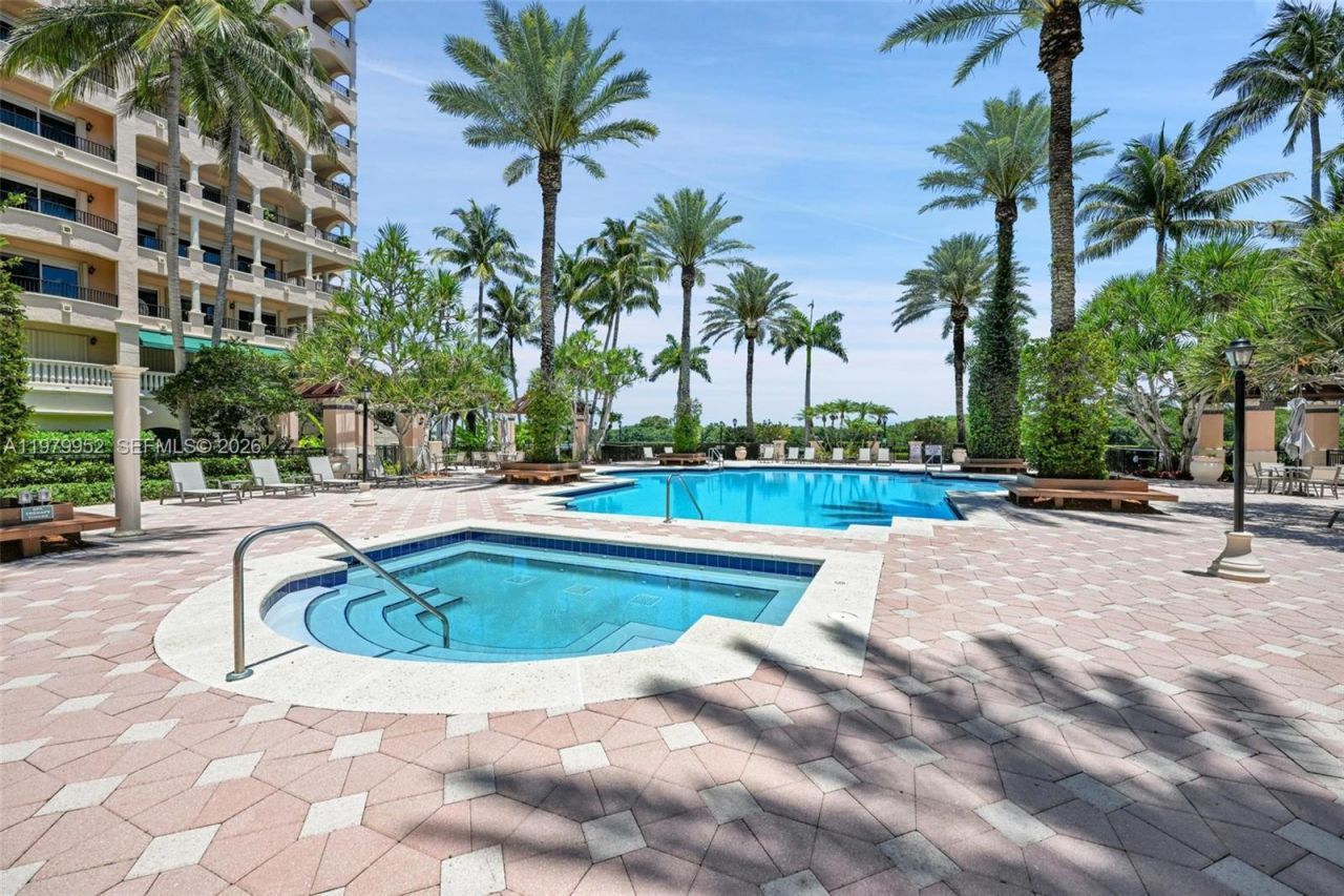 13637 Deering Bay Dr , Unit 261, Coral Gables, FL 33158 Photo