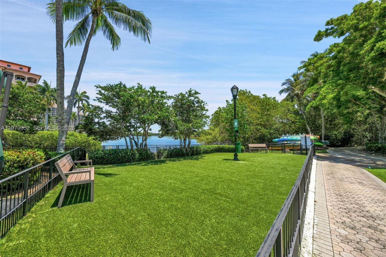 13637 Deering Bay Dr, Unit 261, Coral Gables, FL 33158 Photo