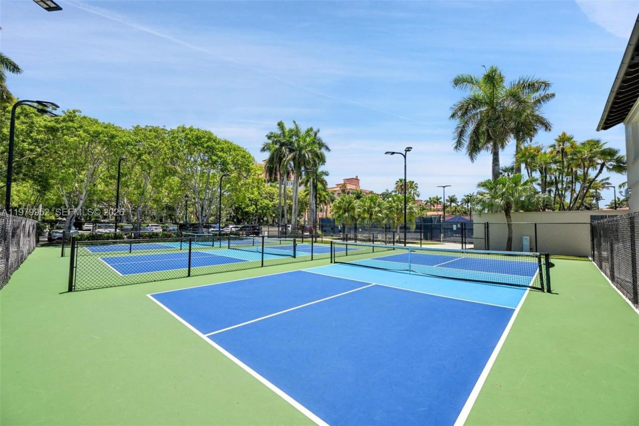 13637 Deering Bay Dr , Unit 261, Coral Gables, FL 33158 Photo