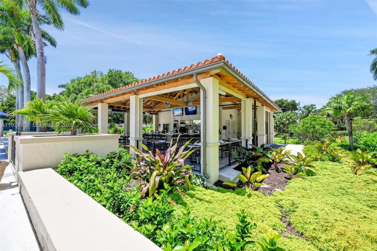 13637 Deering Bay Dr , Unit 261, Coral Gables, FL 33158 Photo