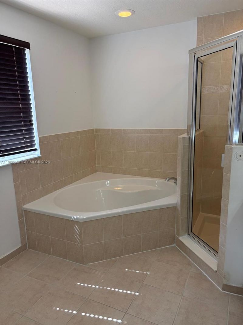 11500 NW 33rd St , Sunrise, FL 33323 Photo