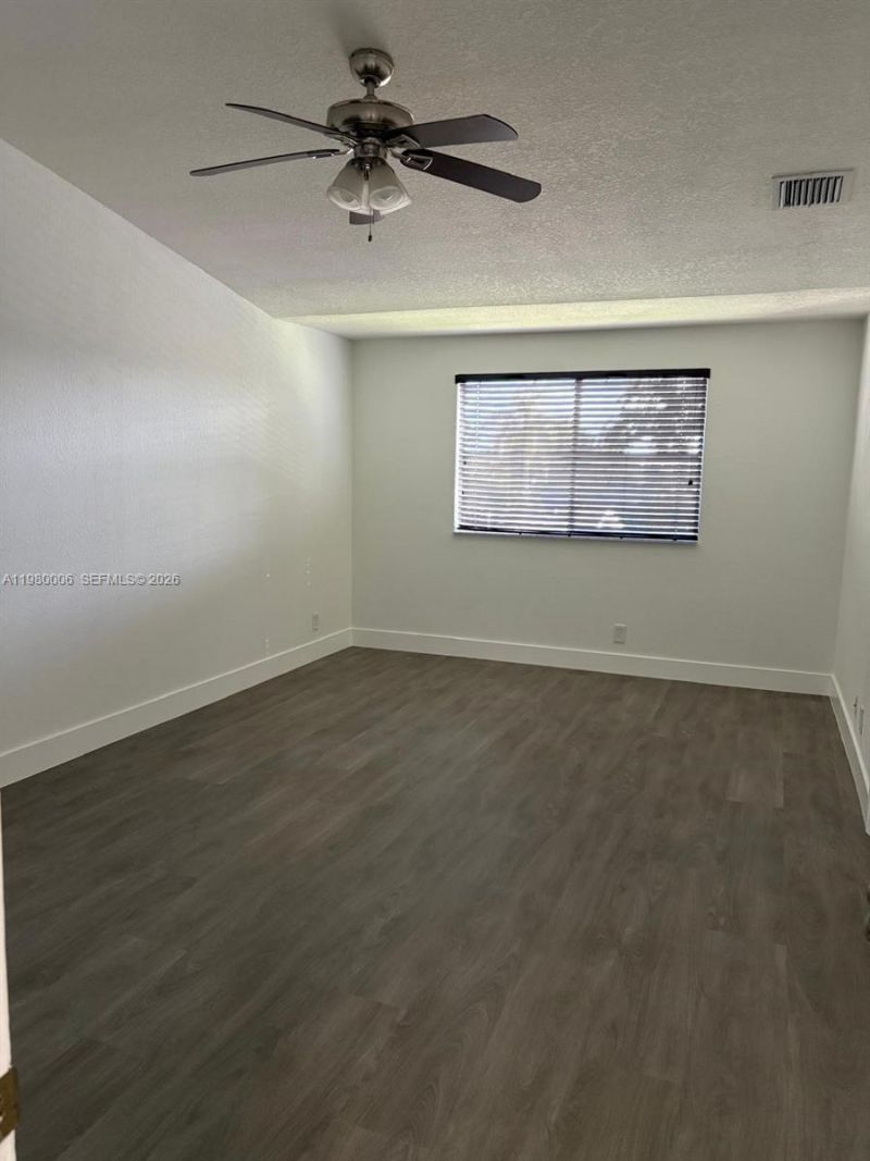 11500 NW 33rd St , Sunrise, FL 33323 Photo