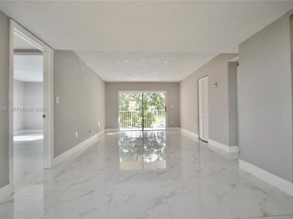 9974 SW 88th St, Unit 1020, Miami, FL 33176