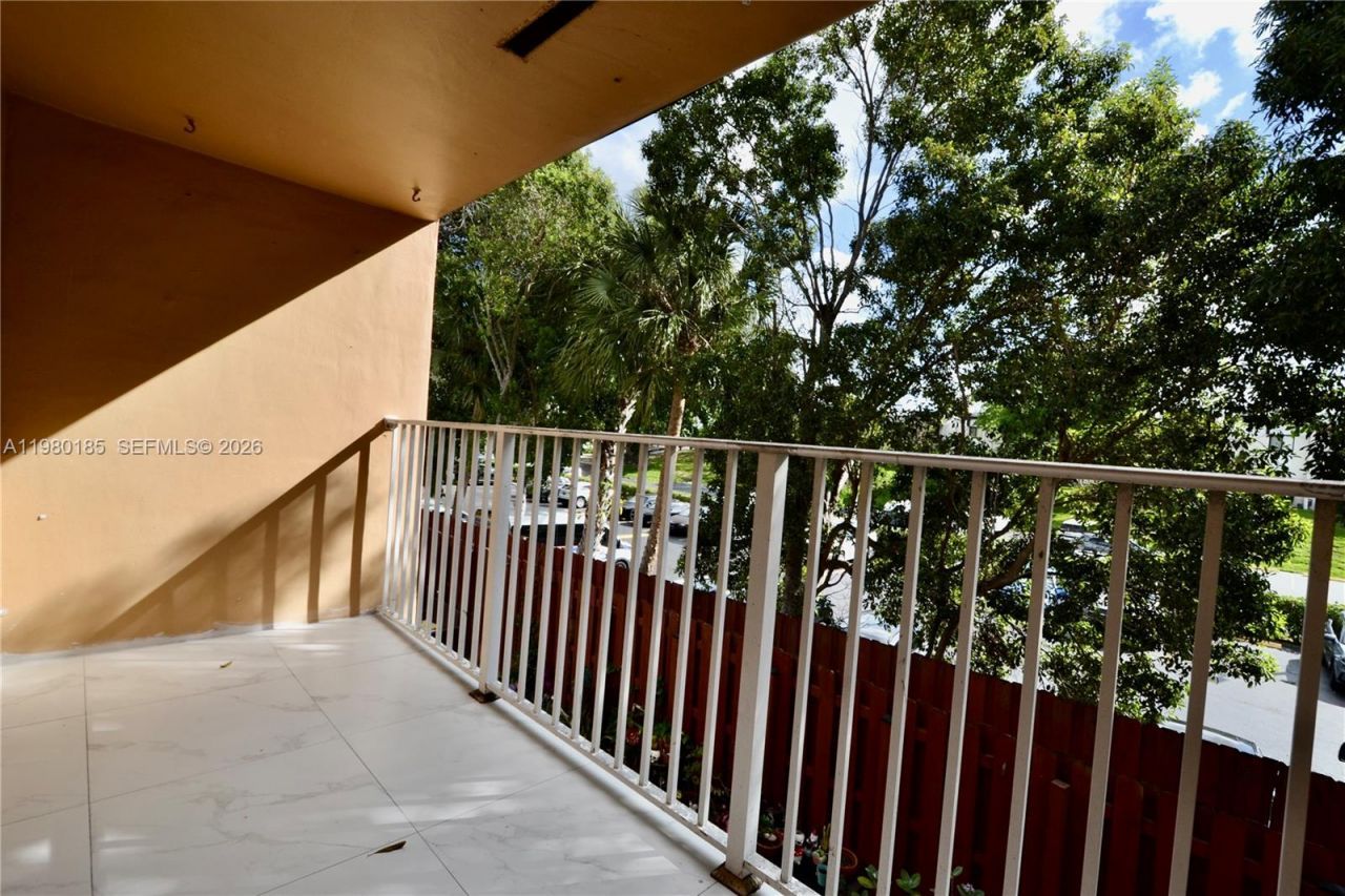 9974 SW 88th St, Unit 1020, Miami, FL 33176 Photo