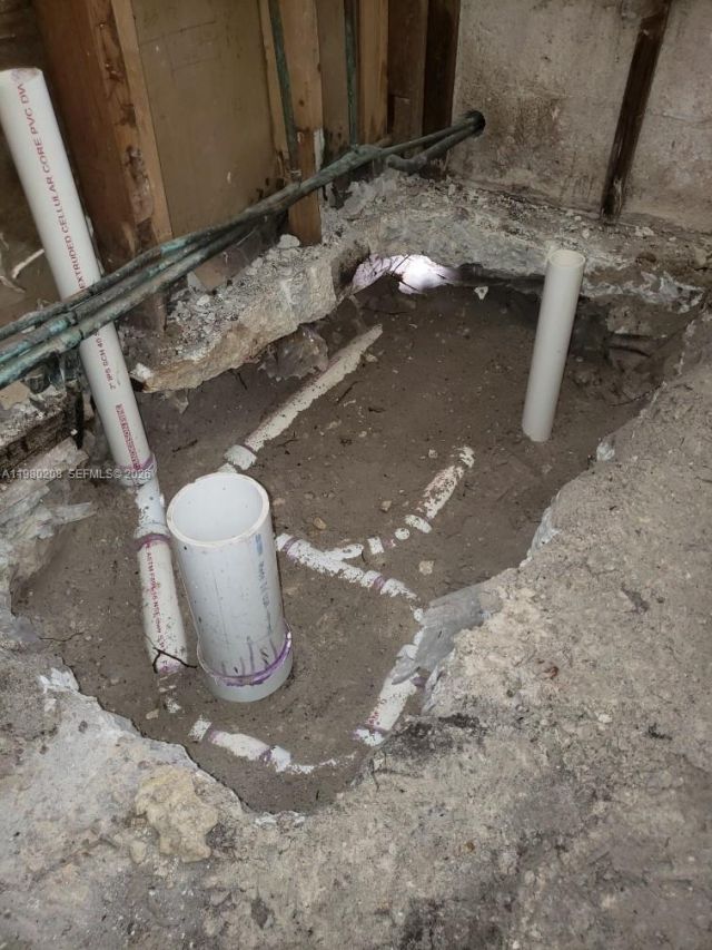 752 NW 3rd Ct, Hallandale Beach, FL 33009 Photo