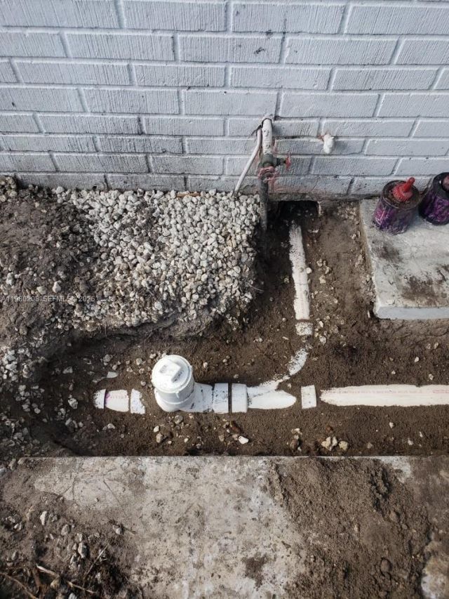 752 NW 3rd Ct, Hallandale Beach, FL 33009 Photo