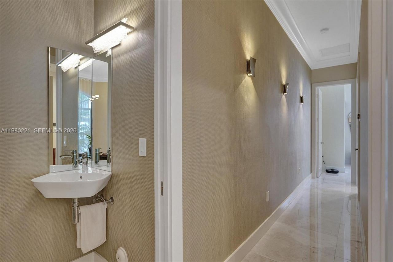 1529 Shoreline Way , Unit 1529, Hollywood, FL 33019 Photo