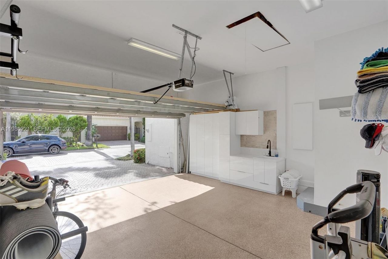 1529 Shoreline Way , Unit 1529, Hollywood, FL 33019 Photo