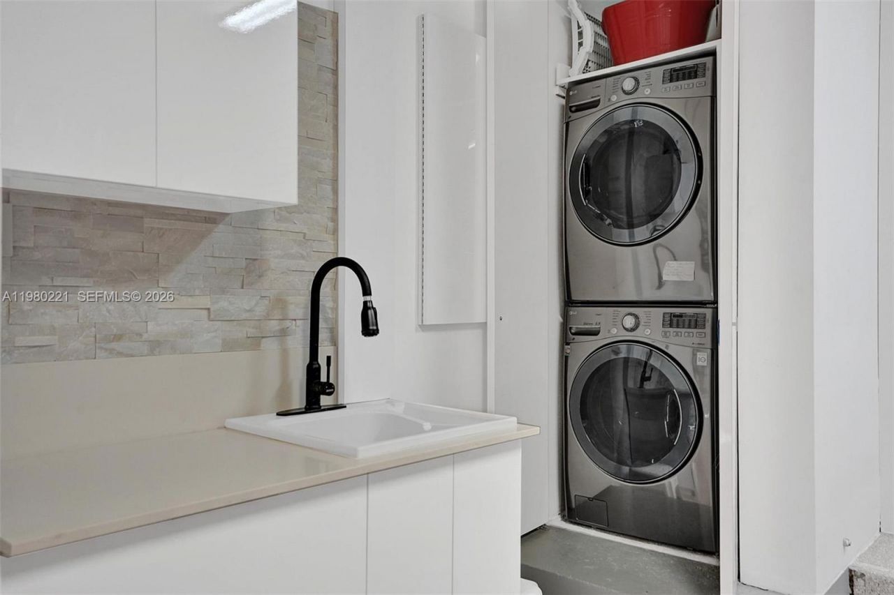 1529 Shoreline Way, Unit 1529, Hollywood, FL 33019 Photo