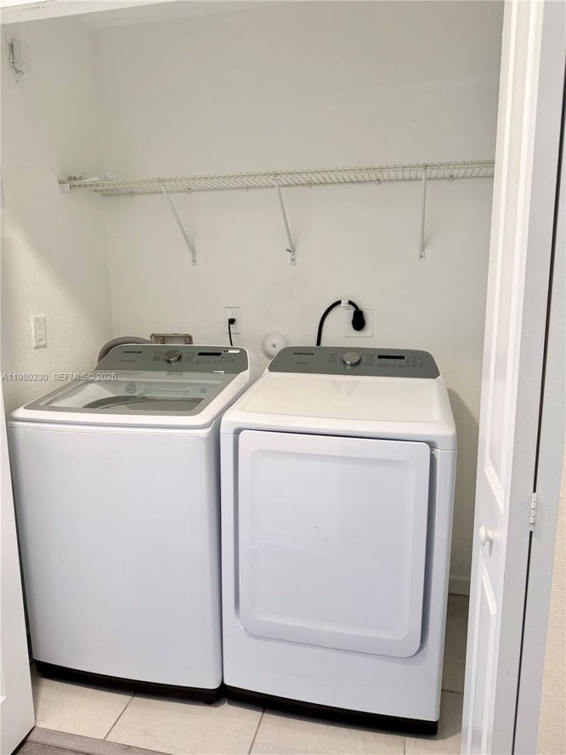 2418 SE 10th Ct , Homestead, FL 33035 Photo