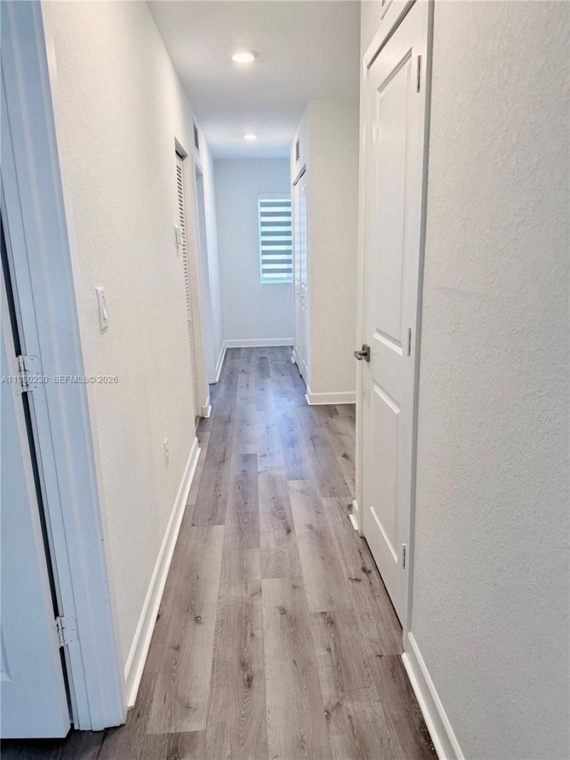 2418 SE 10th Ct , Homestead, FL 33035 Photo