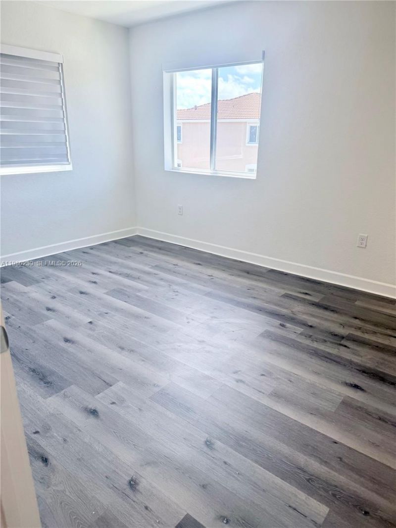 2418 SE 10th Ct , Homestead, FL 33035 Photo