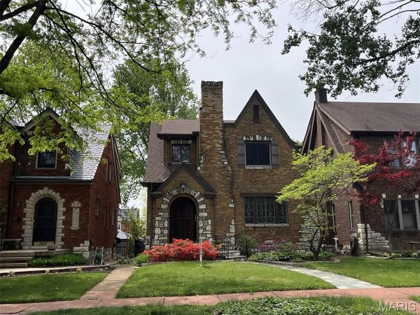 5866 Delor Street, St Louis, MO 63109