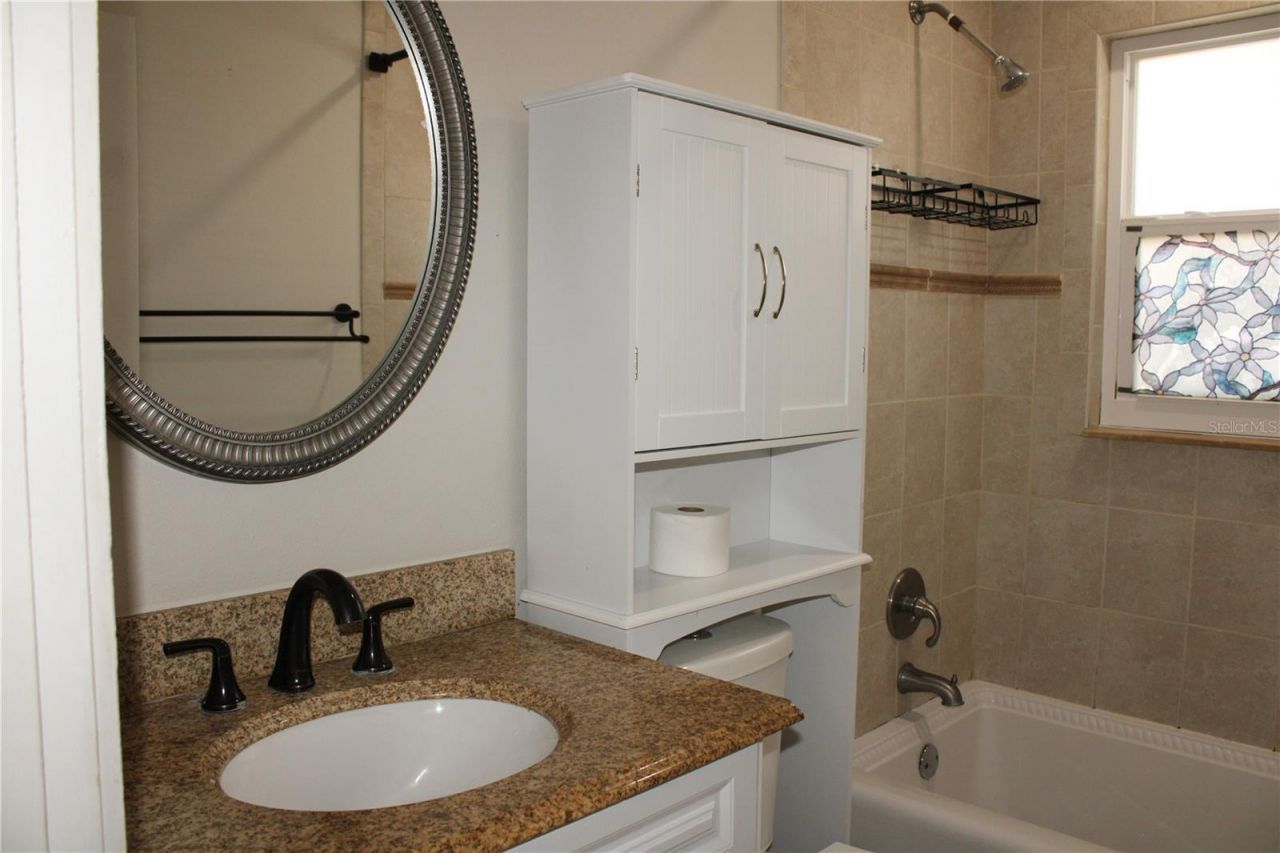 5911 7th Avenue Drive W, Bradenton, FL 34209 Photo